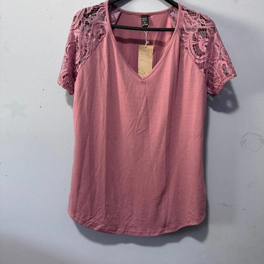 Emery Rose  size medium dark‎ pink NWT SHIRT